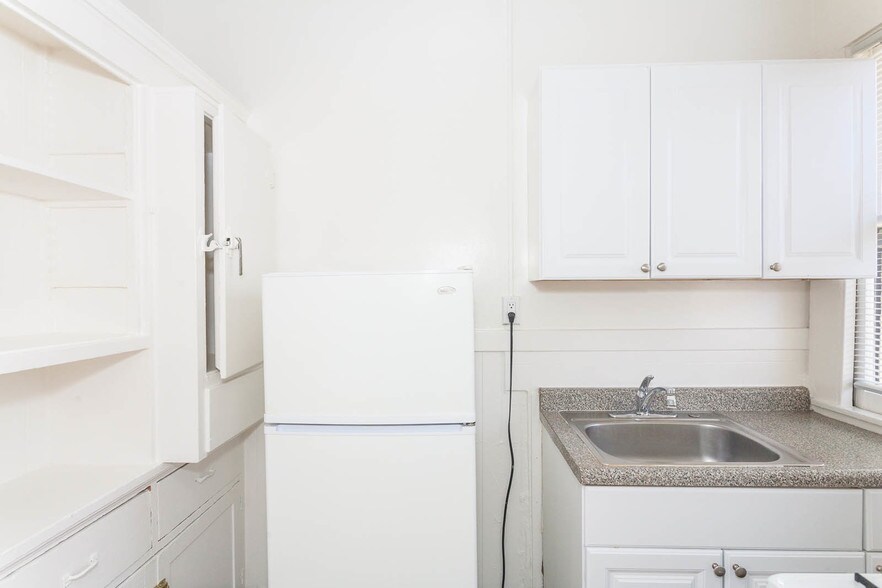 More Photos Of 381 Turk St, San Francisco Apartments For Sale