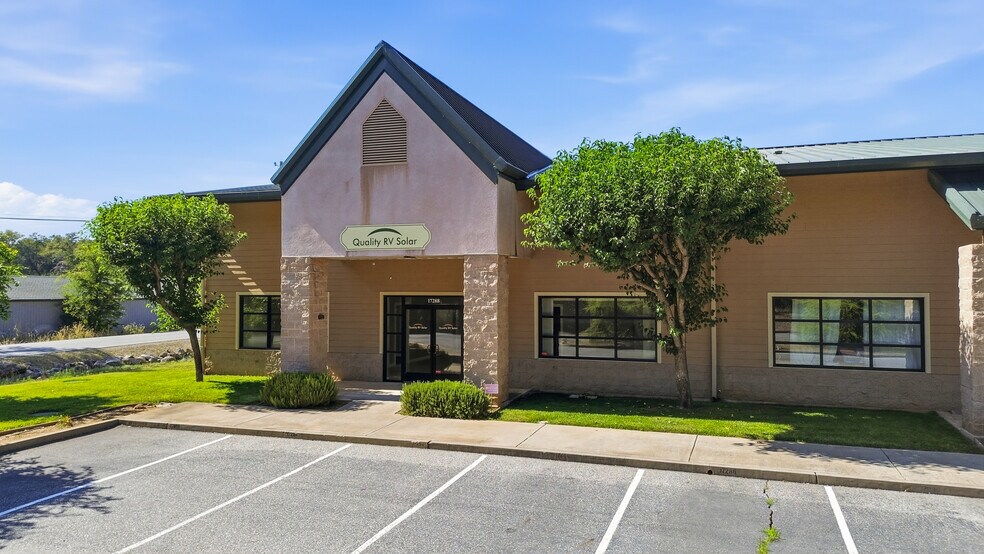 Primary Photo Of 17278-17310 Cattle Dr, Penn Valley Warehouse For Lease