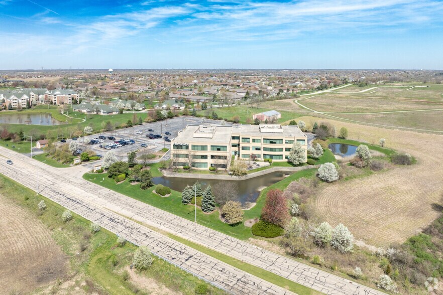 More Photos Of 10310-10320 Orland Pky, Orland Park Office For Lease