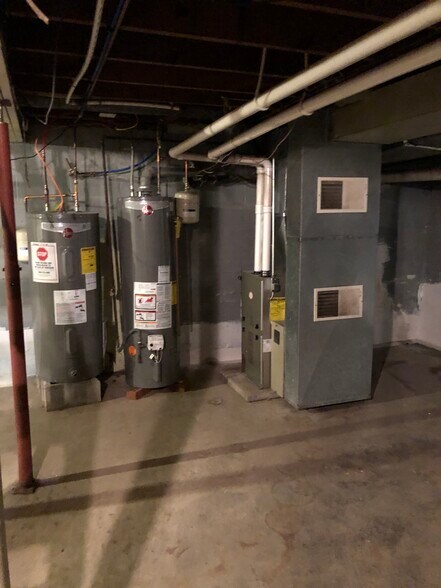 More Photos Of 147 Georgetown Rd, Beaver Falls Apartments For Sale