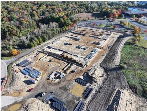More Photos Of 5177 Corporate Woods Dr, Kalamazoo Distribution For Lease