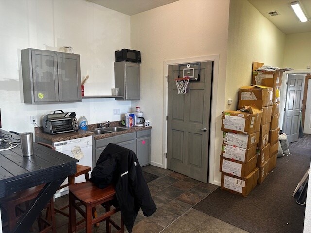 More Photos Of 1800 Airport rd, Breckenridge General Retail For Sale