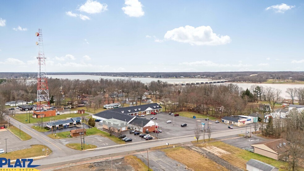 More Photos Of 17674 Mahoning Ave, Lake Milton General Retail For Lease