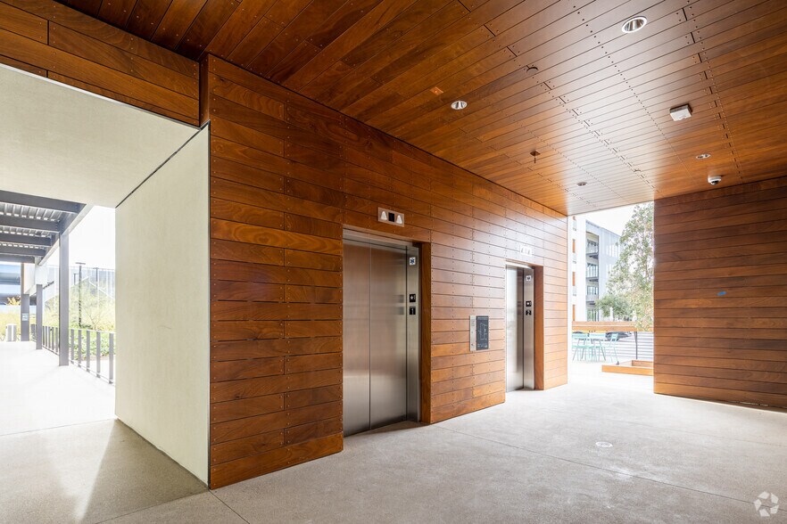 More Photos Of 1730 Flight Way, Tustin Unknown For Lease