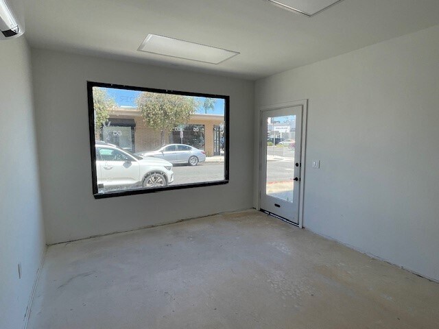 More Photos Of 3701-3711 E Coast Hwy, Corona Del Mar Storefront For Lease