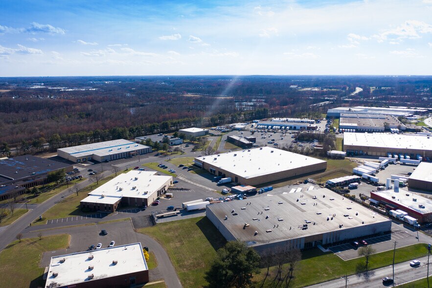 More Photos Of 171 Heller Pl, Bellmawr Warehouse For Lease