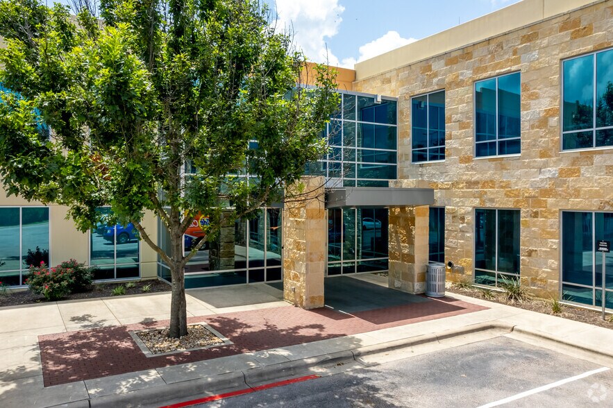 More Photos Of 4801 Southwest Pky, Austin Office For Lease
