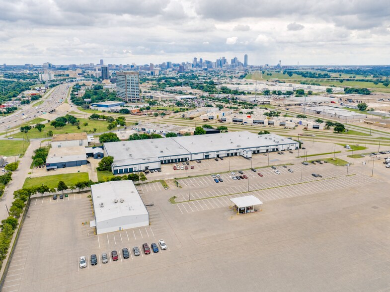 More Photos Of 3191 Commonwealth Dr, Dallas Manufacturing For Sale