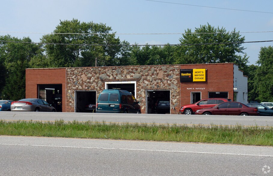Primary Photo Of 7709 Lima Rd, Fort Wayne Auto Repair For Sale