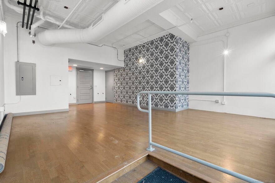 More Photos Of 111 Allyn St, Hartford Apartments For Lease