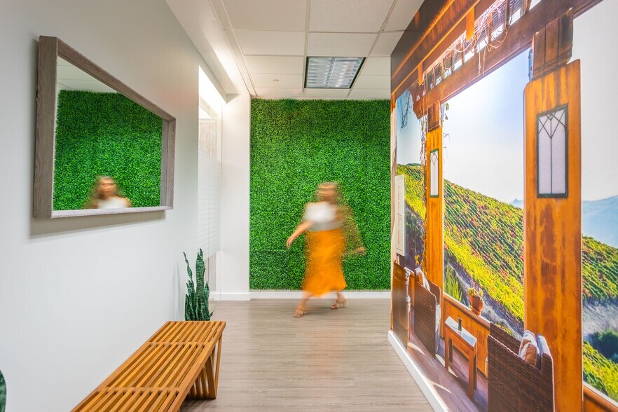 More Photos Of 121 Alhambra Plz, Coral Gables Office For Lease