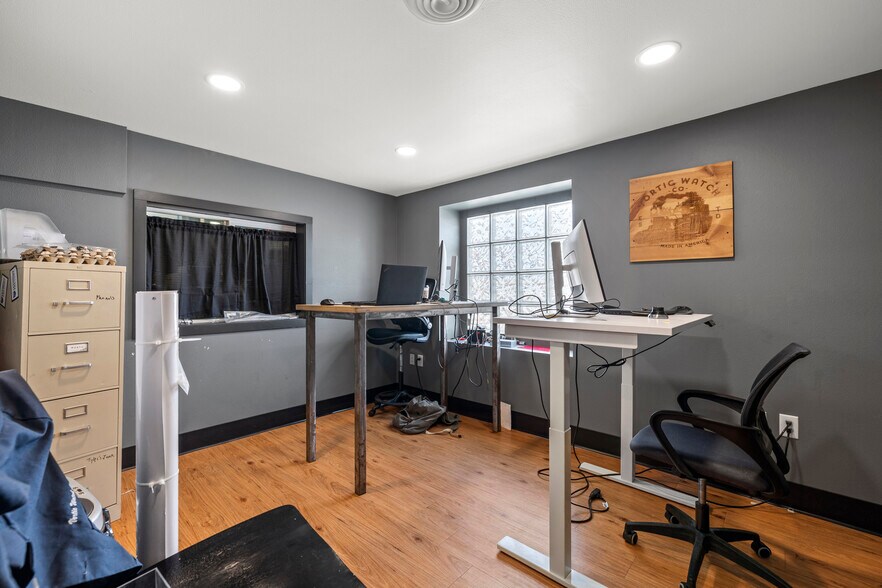 More Photos Of 324 Jefferson St, Fort Collins Warehouse For Lease