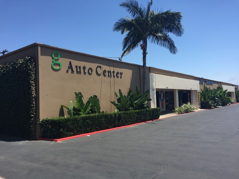 More Photos Of 1501-1519 S Grand Ave, Santa Ana Warehouse For Lease