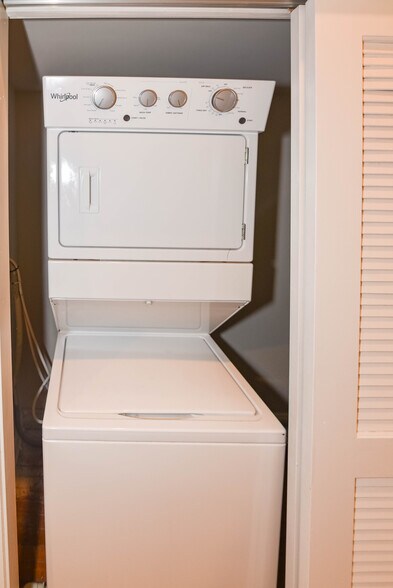 More Photos Of 2-4 E Preston St, Baltimore Apartments For Sale