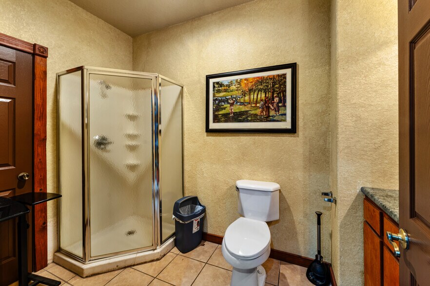 More Photos Of 23111 FM 1462 Rd, Damon Land For Sale