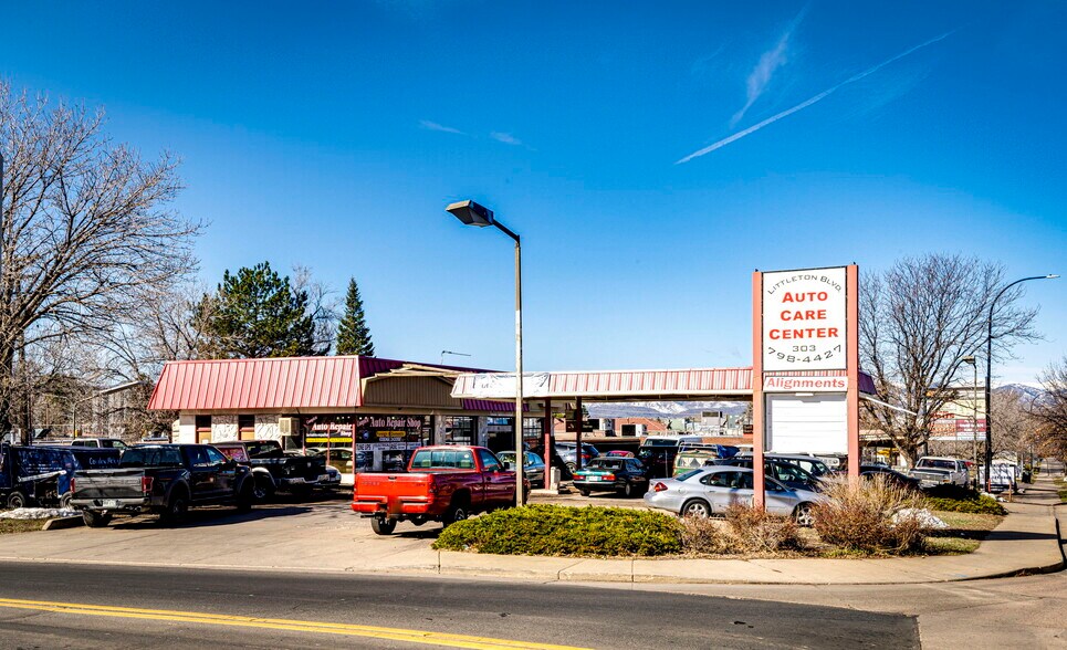 More Photos Of 1200 W Littleton Blvd, Littleton Service Station For Sale
