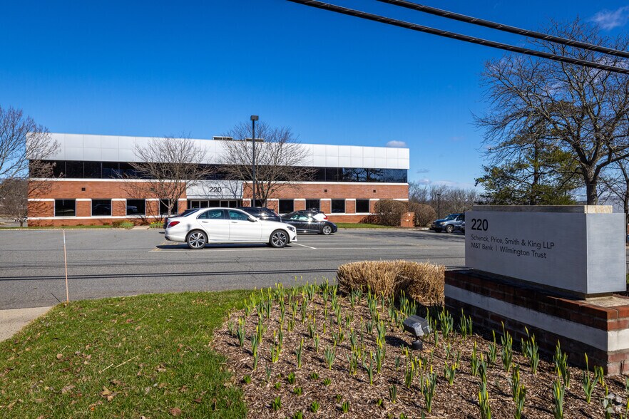 More Photos Of 200 Park Ave, Florham Park Unknown For Lease