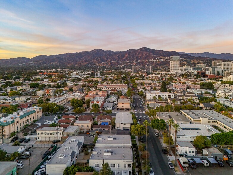 More Photos Of 107-111 N Columbus Ave, Glendale Apartments For Sale