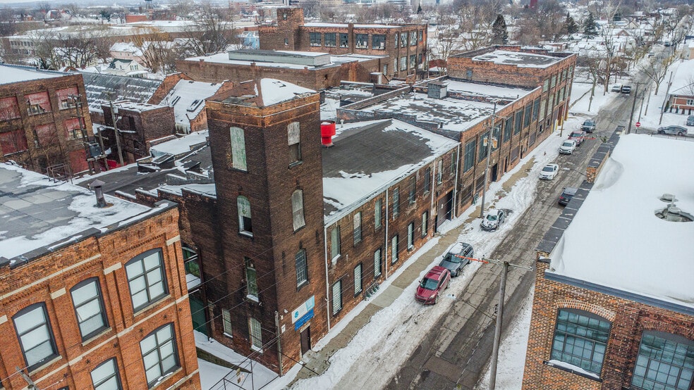 More Photos Of 3155 W 33rd St, Cleveland Warehouse For Sale
