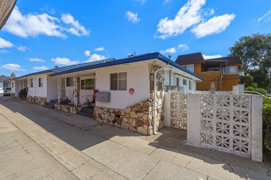 More Photos Of 313 E Hazel St, Inglewood Apartments For Sale