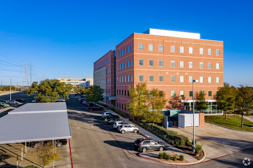 More Photos Of 18707 Hardy Oak Blvd, San Antonio Medical For Lease