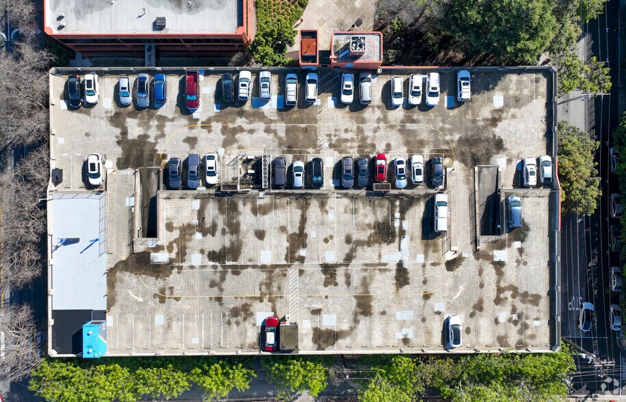 More Photos Of 1700 Montgomery St, San Francisco Unknown For Lease