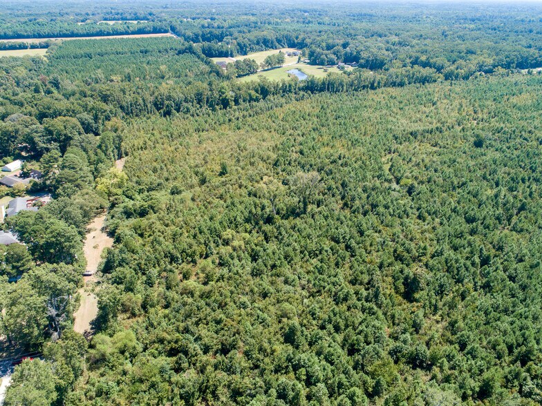 More Photos Of 0 Jimree Avenue Ave, Fayetteville Land For Sale