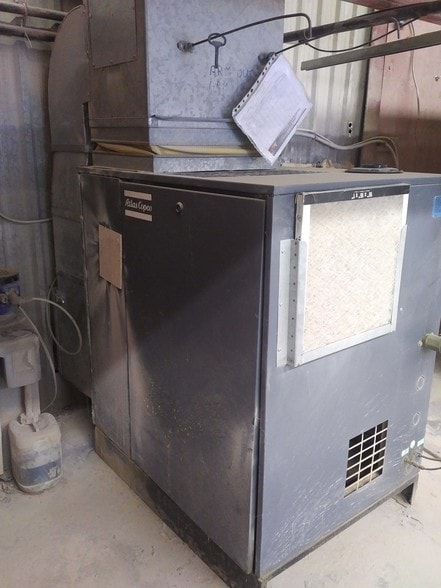 More Photos Of 15 Howard Pl, Kitchener Warehouse For Sale