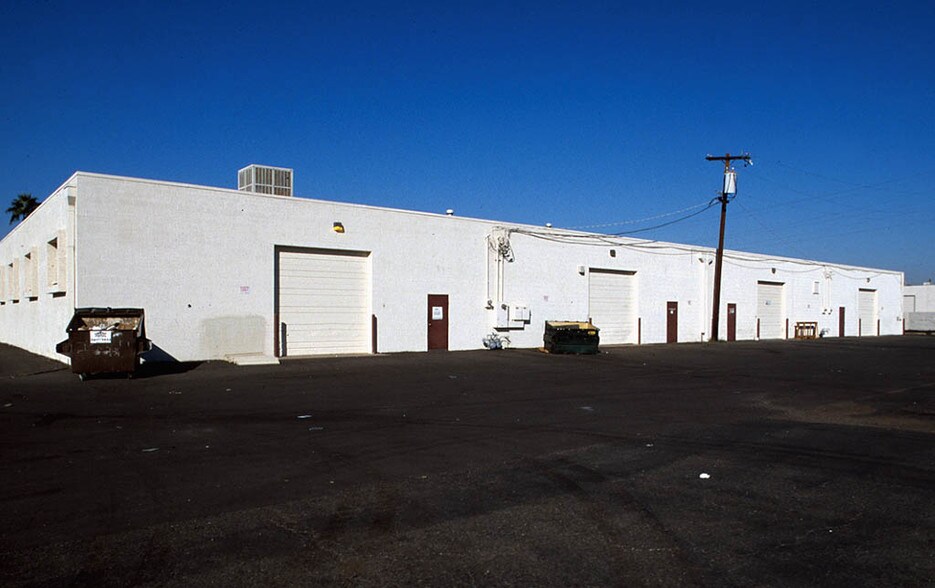 More Photos Of 3401-3407 N 35th Ave, Phoenix Warehouse For Lease