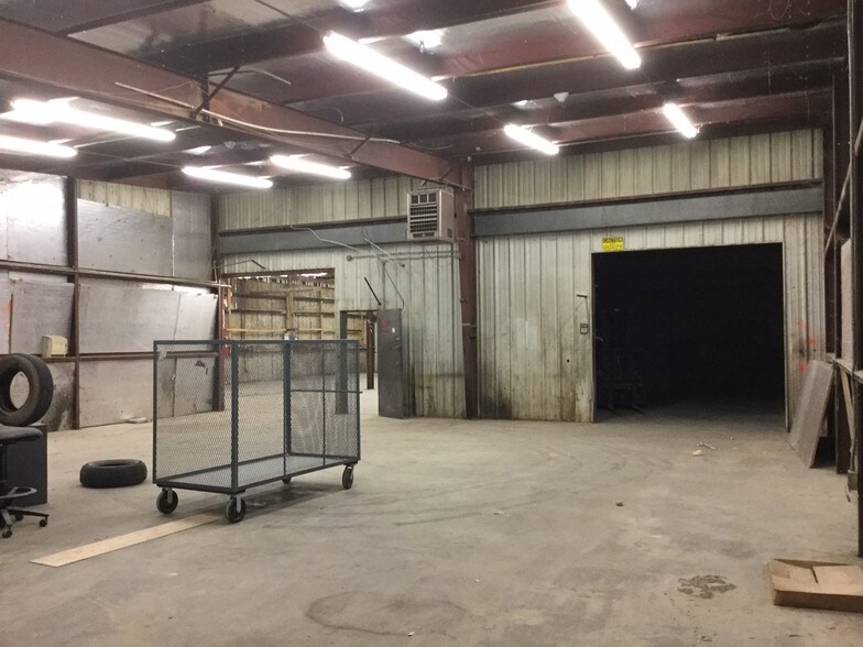 More Photos Of 900 N Nelson, Fort Stockton Freestanding For Lease