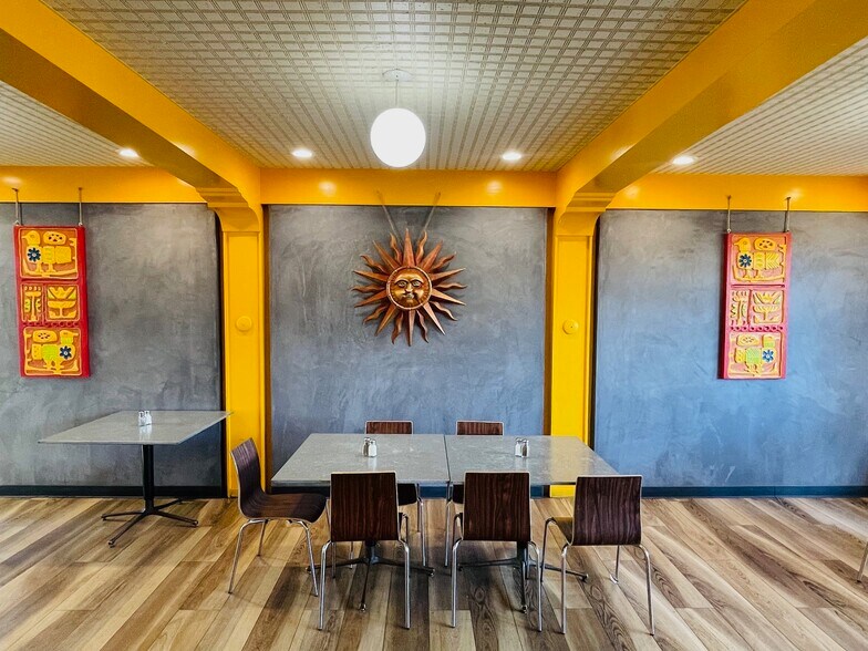 More Photos Of 1575 Calle Joaquin, San Luis Obispo Restaurant For Sale