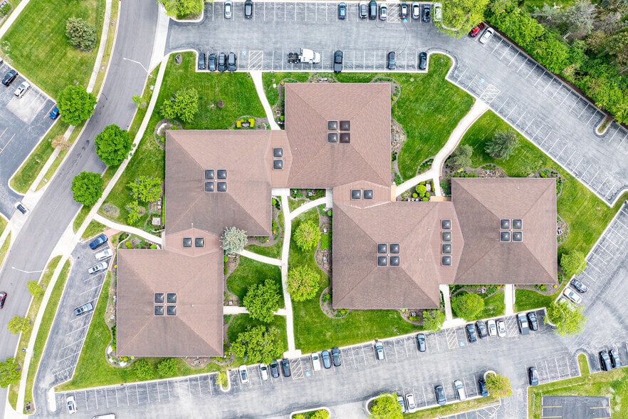 More Photos Of 1220-1280 Iroquois Ave, Naperville Unknown For Lease