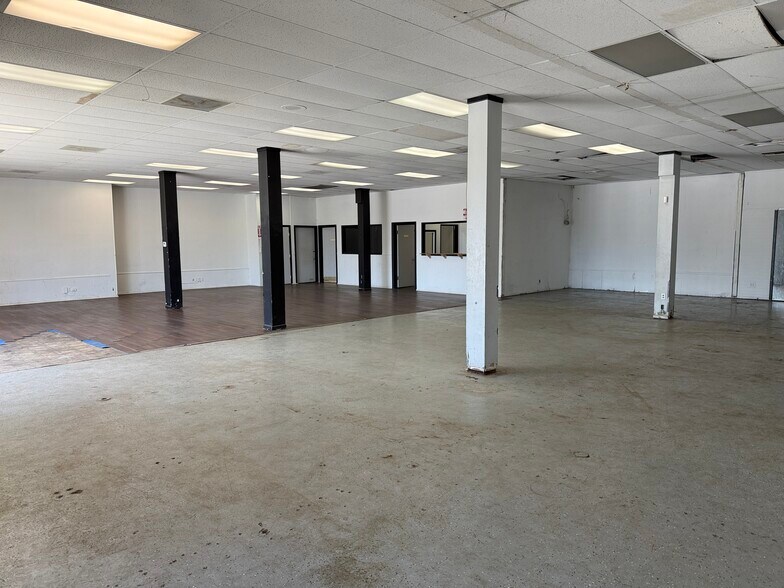 More Photos Of 2724 N Waterman Ave, San Bernardino Unknown For Lease