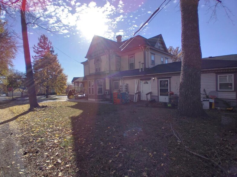 More Photos Of 416 E Franklin St, Liberty Apartments For Sale