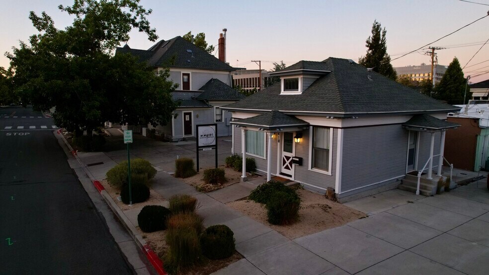 More Photos Of 242 W Liberty St, Reno Office Residential For Sale