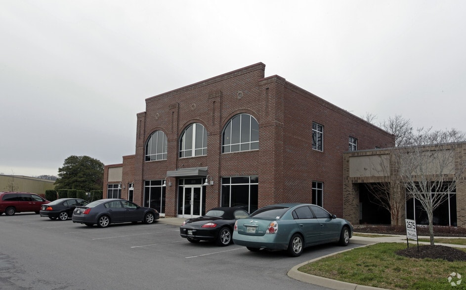 More Photos Of 2575 Willow Point Way, Knoxville Office For Lease