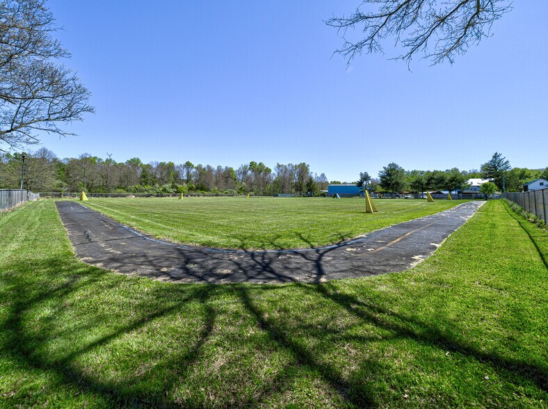 More Photos Of 929 NJ-12 Hwy, Frenchtown Flex For Sale