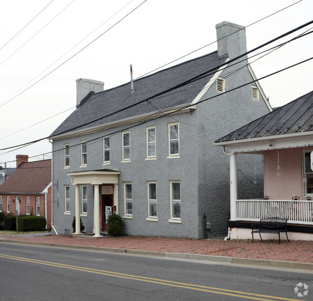 Primary Photo Of 17 Loudoun St SE, Leesburg Office For Sale