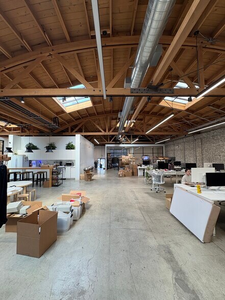 More Photos Of 2030 Sacramento St, Vallejo Auto Repair For Lease