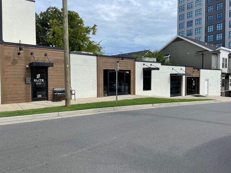 More Photos Of 200 W Tremont Ave, Charlotte Office For Lease