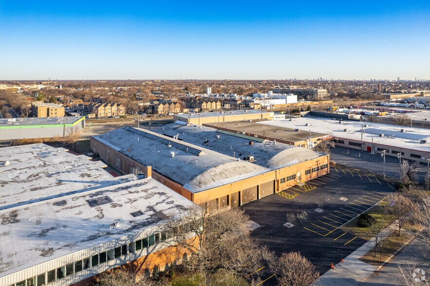 More Photos Of 6450 W Cortland St, Chicago Warehouse For Lease