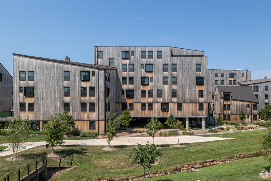 More Photos Of 337 SE 3rd St, Bentonville Apartments For Lease