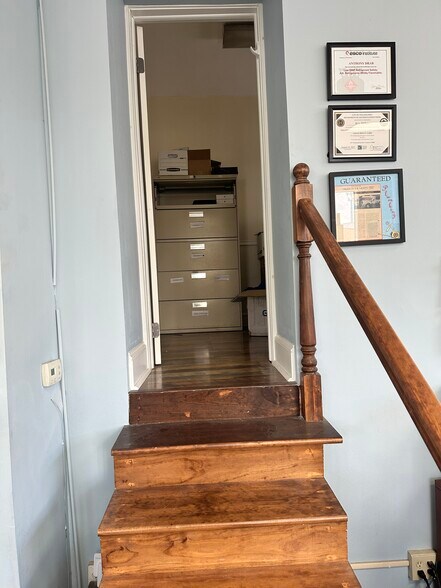 More Photos Of 900-902 Cottman Ave, Philadelphia Storefront Retail Residential For Sale