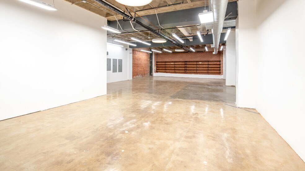 More Photos Of 731 S Broadway, Los Angeles Loft Creative Space For Sale