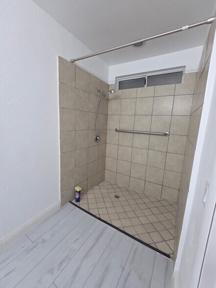 More Photos Of 3833 E Avenue R12, Palmdale Healthcare For Sale