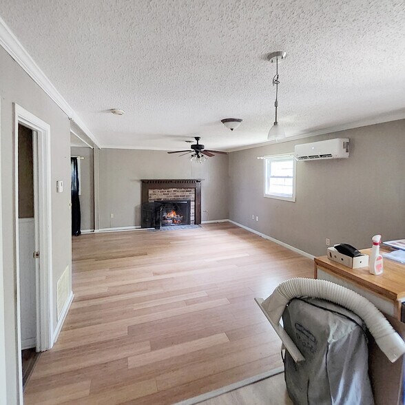 More Photos Of 1201 Crescent St, Summerton Apartments For Sale