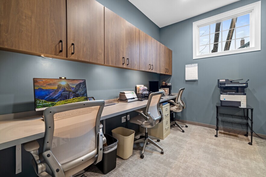 More Photos Of 14 Main St, Southborough Medical For Sale