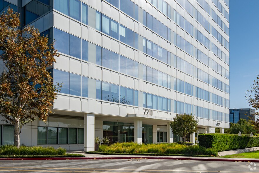 More Photos Of 2211 Michelson Dr, Irvine Office For Lease