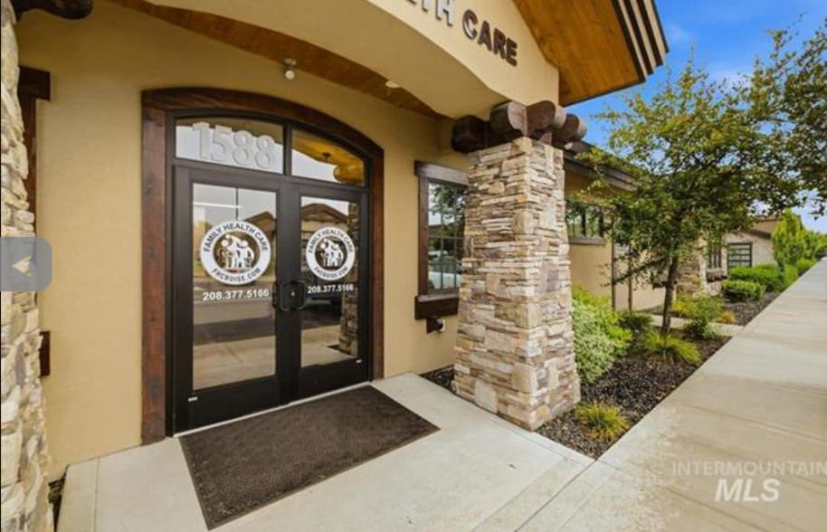 More Photos Of 1588 W Cayuse Creek Dr, Meridian Medical For Sale