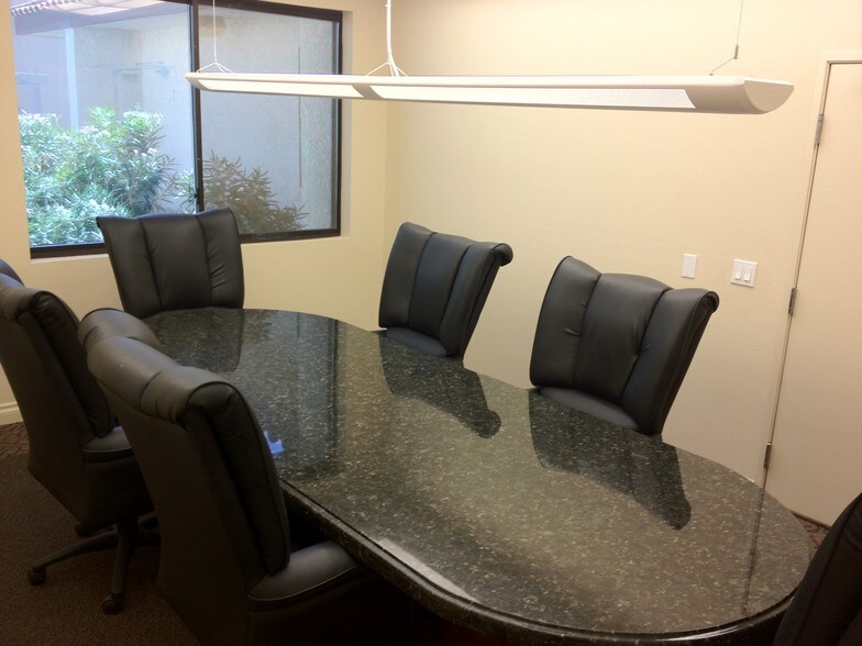 More Photos Of 78060 Calle Estado, La Quinta Office For Lease